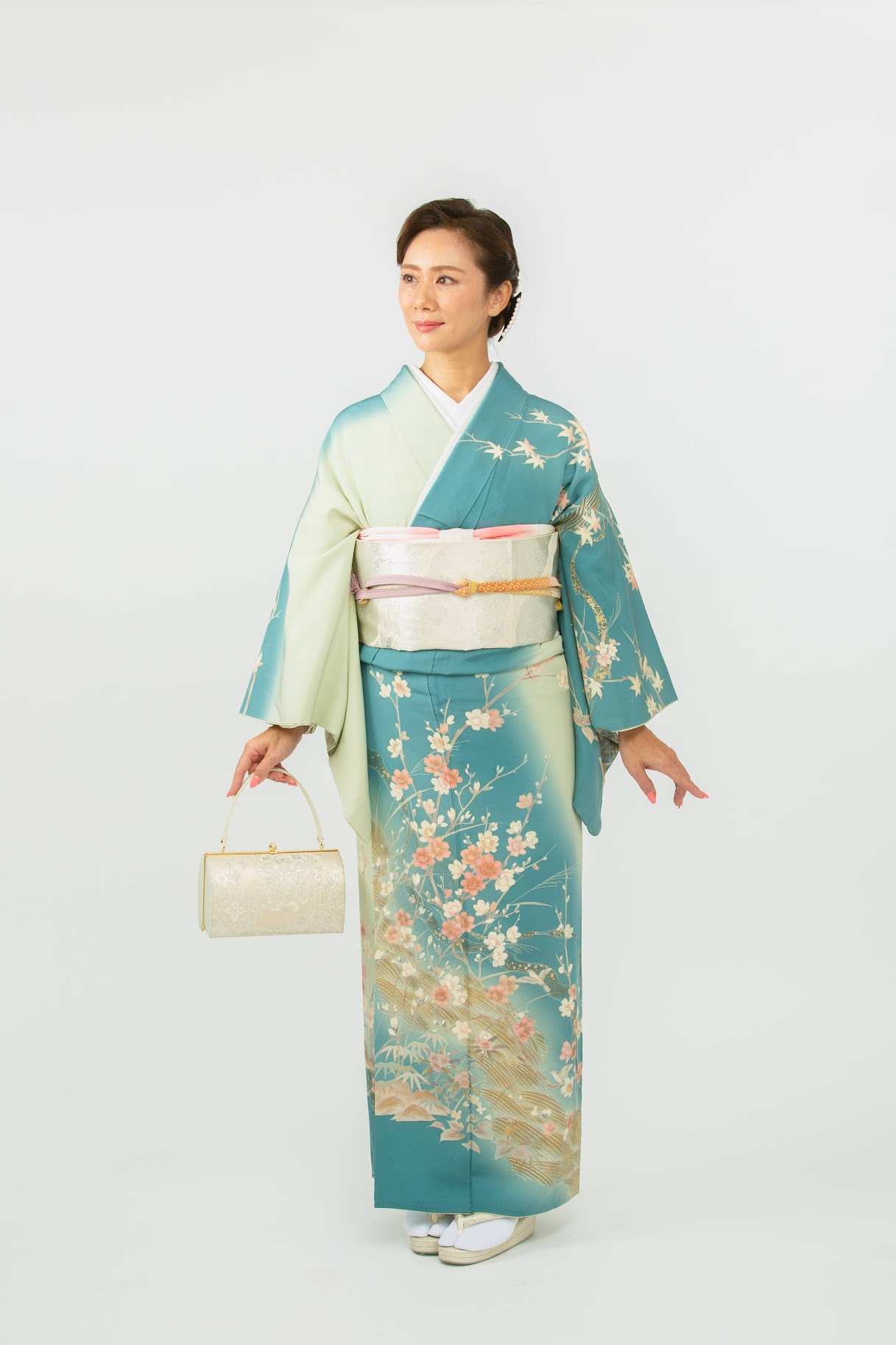 0357H 訪問着 うすいブルー 桜、楓柄 銀座本店在庫 | KIMONO TOKYO TOSHIE