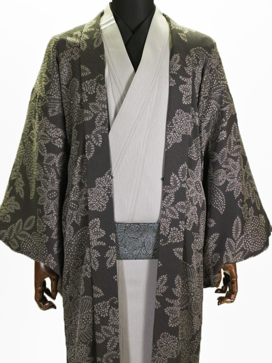 メンズ プレタ単衣羽織PH22-06-01 ギシャ レースブーケ（チャコール