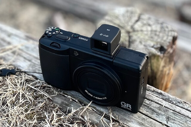 RICOH GRの後付けファインダー〈GV-2〉が、想像を超えて素晴らしかった