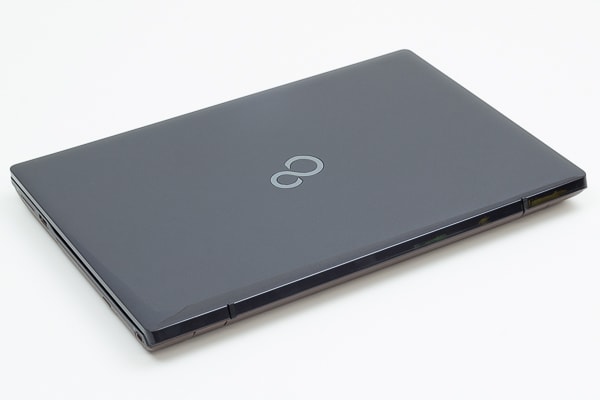 富士通 LIFEBOOK WA2/B3レビュー コンパクトでキーボードが使いやすい