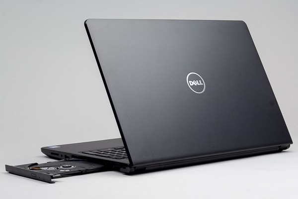 デル Vostro 15 3000 (3582) ：前モデル Vostro 15 3572との違いは