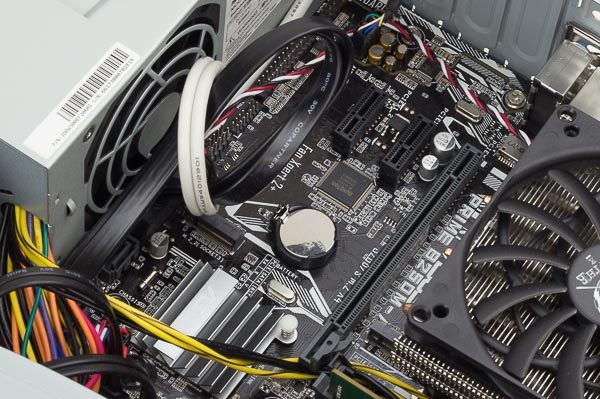 ドスパラ Slim Magnate GE レビュー：超ハイスペックなスリム