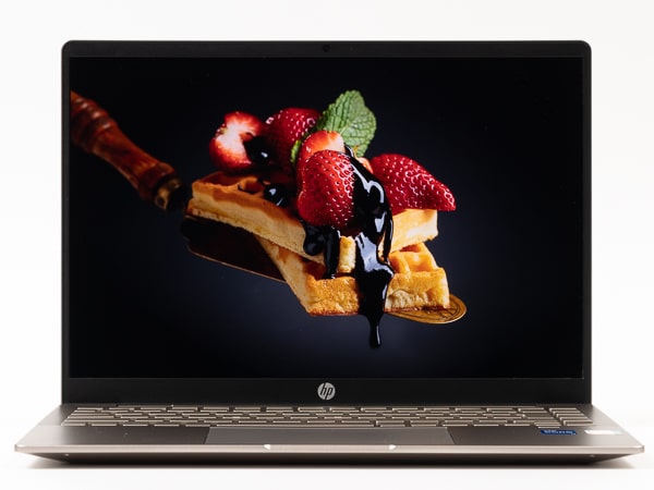 HP Pavilion Plus 14-ehレビュー：マニアックなニーズのための軽量薄型