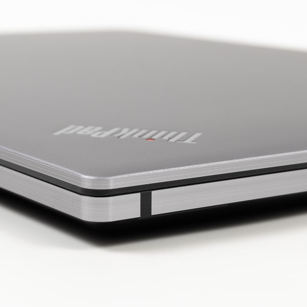 ThinkPad Z16 Gen 1(AMD)レビュー：新しいThinkPadは従来となにが