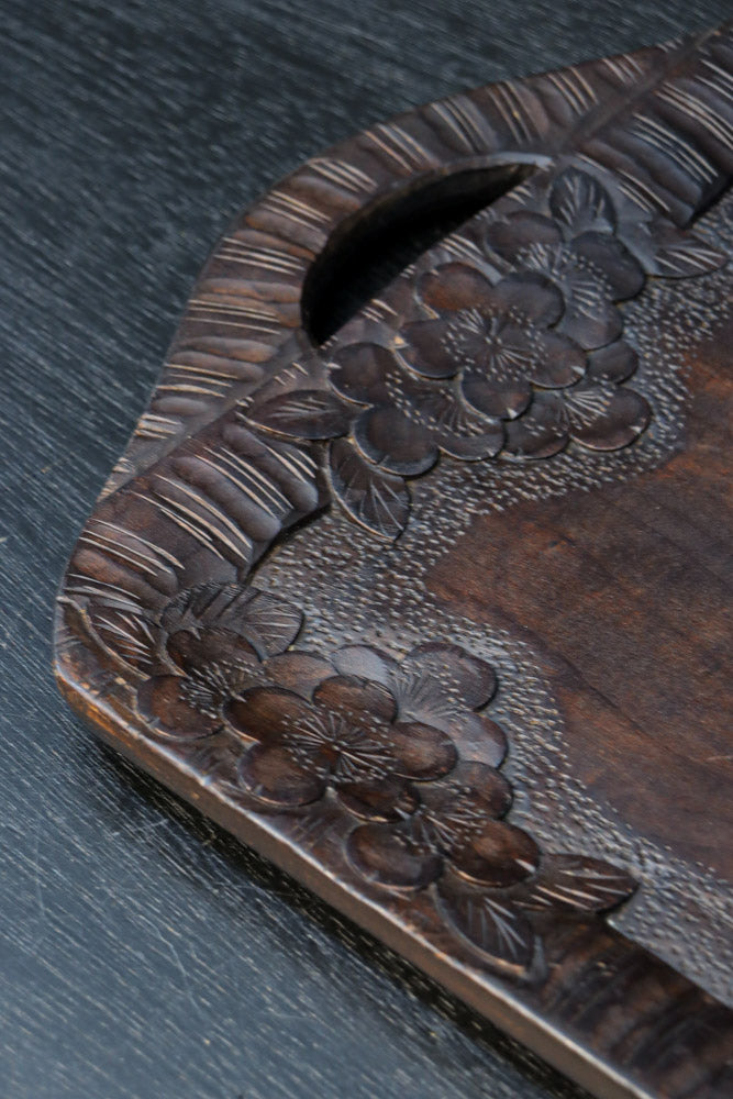 軽井沢彫の桜彫刻が華を添える角盆 DC8920 – 古福庵 [ KOFUKUAN