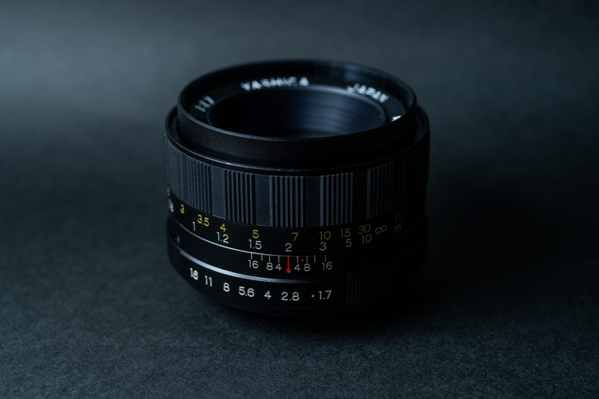 オールドレンズ】ヤシカが生んだ味わいのあるレンズ「YASHICA AUTO