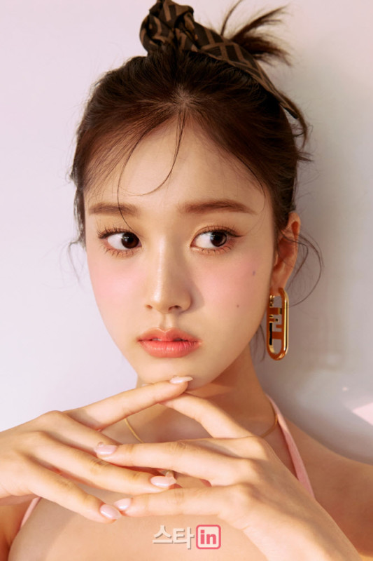 STAYC」ジェイ、”非現実的”なコンセプトフォト4枚公開 | K-POP、韓国