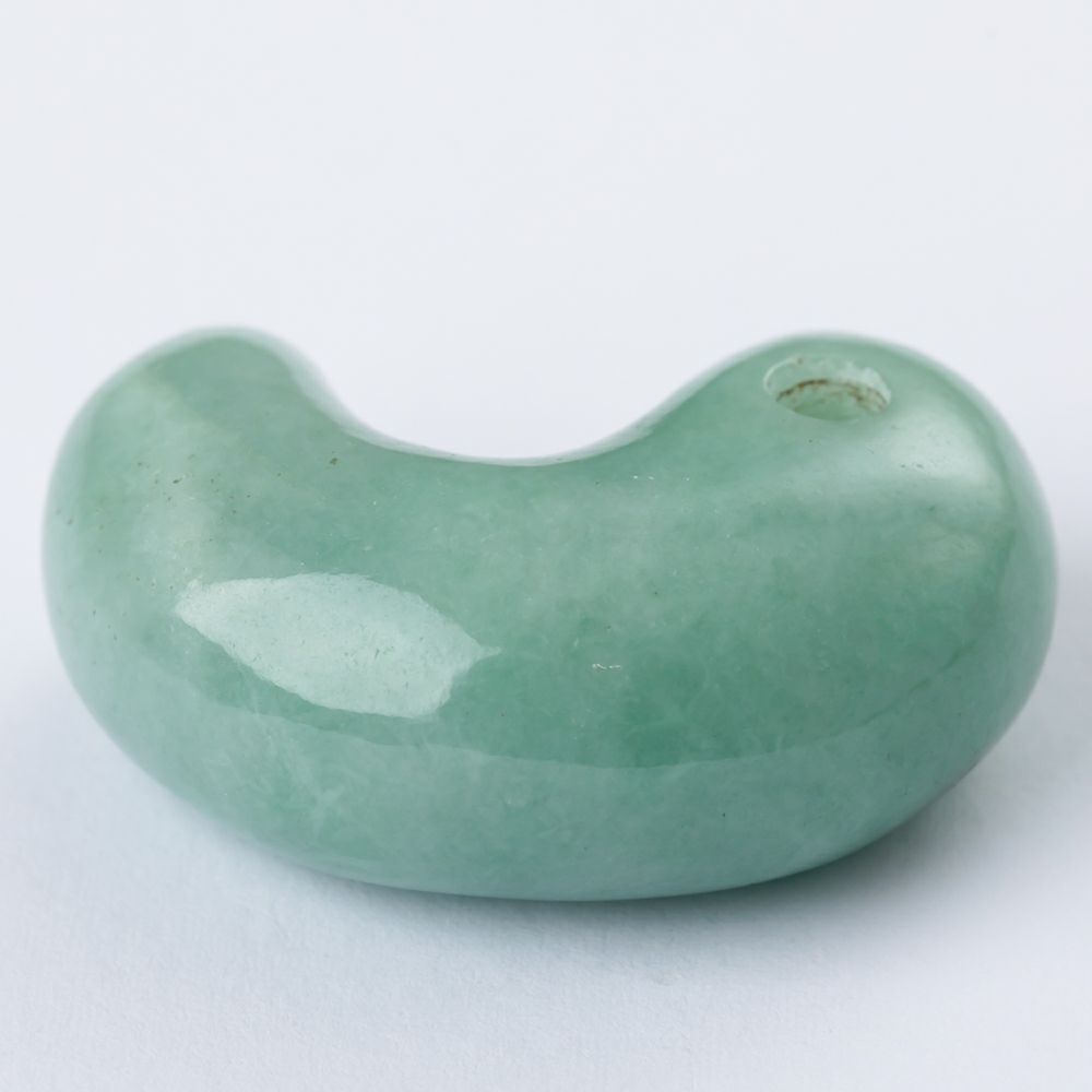 プレミアム・神話の勾玉・透明感良し・艶美麗】（プレミアム濃緑色