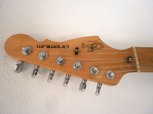 □The 国産エレキギター！みたいなギターでした。G&L S-500 premium