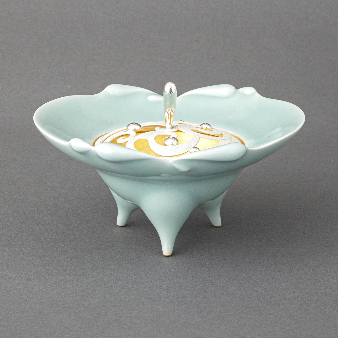 青磁香炉(神農 巌)｜ギャラリージャパン