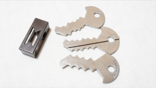 伝説のキャストパズルオスカーがリニューアル復刻！ はずる キャスト