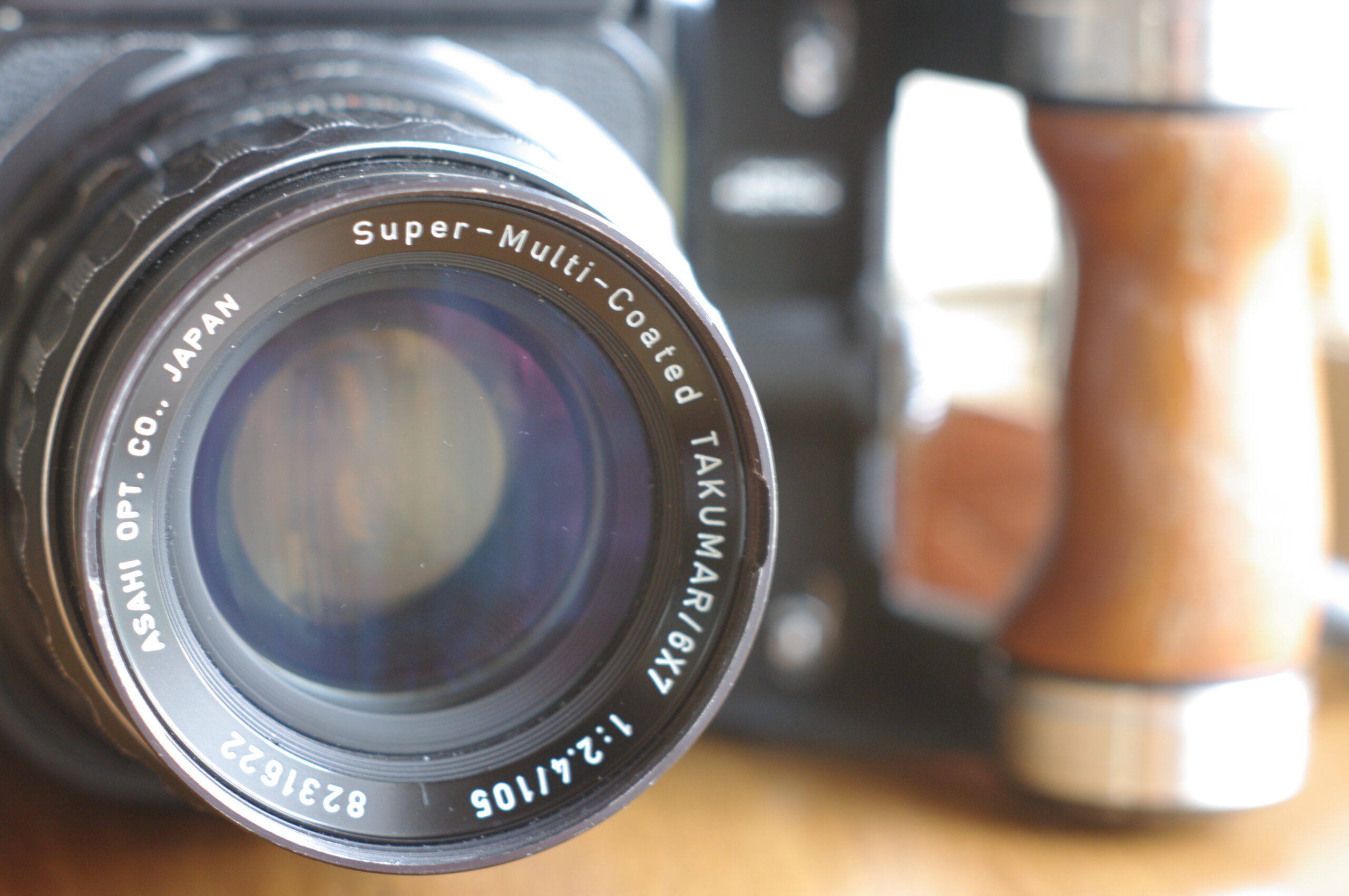 極上品 ペンタックス 6×7 105mm F2.4 アトムレンズ 付 中判カメラ