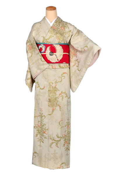 小紋［生成り色地のﾏｼﾞｮﾘｶお召］｜着物レンタルあき (来店着付け無料