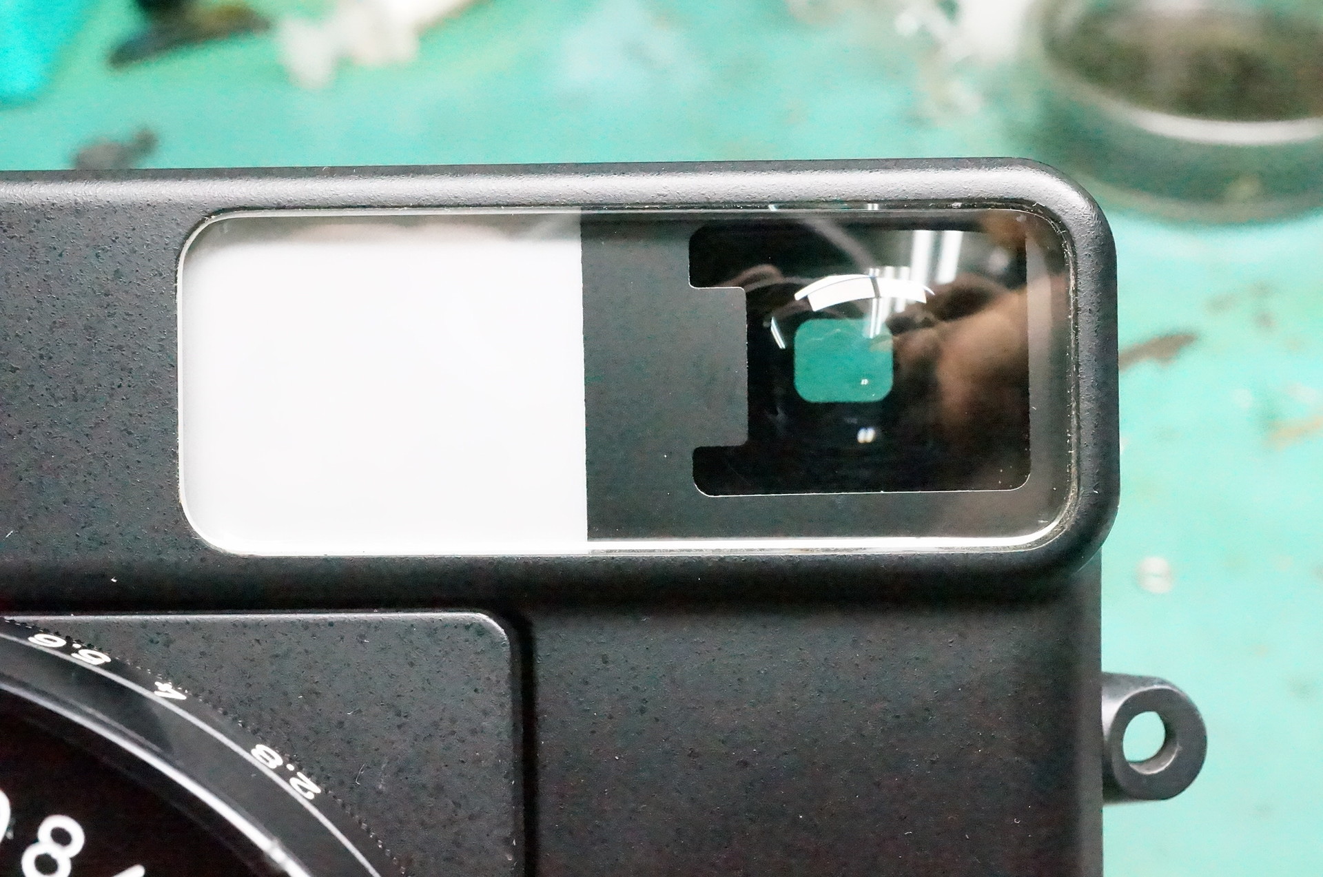 PLAUBEL makina67／670 ファインダークモリ