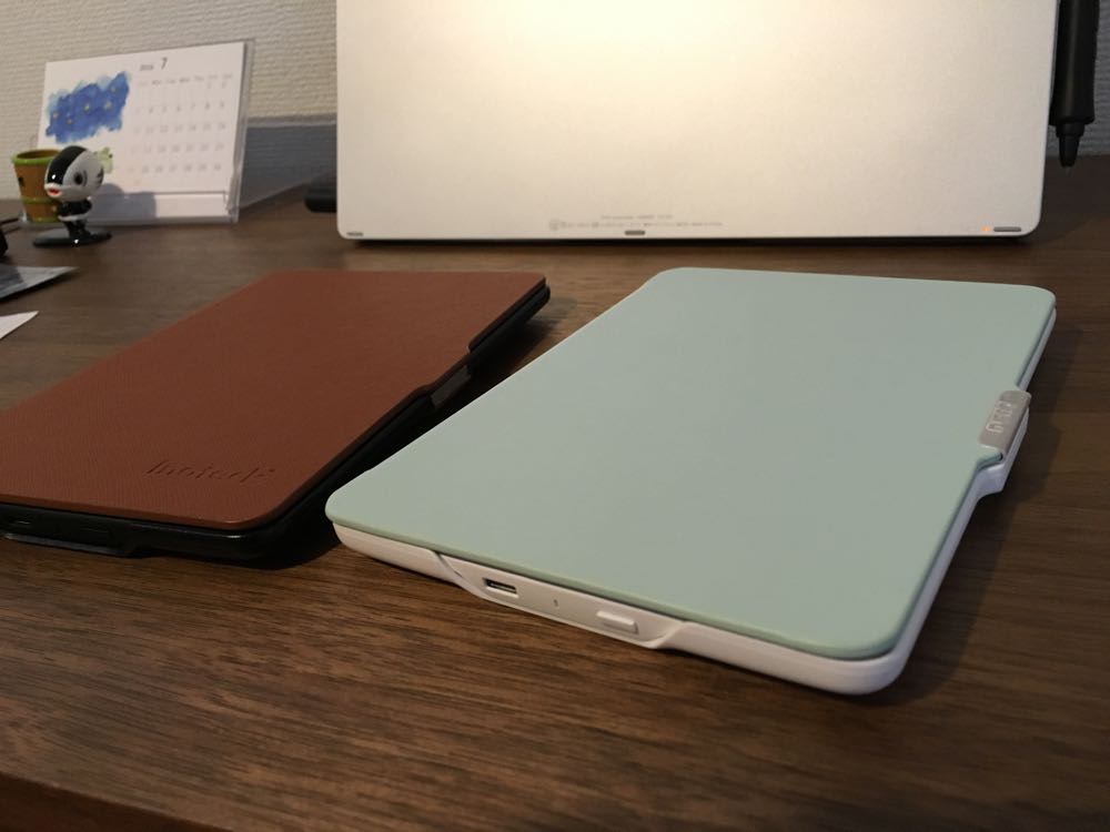 白×ミントな色合いがかわいいKindle Paperwhiteカバーを購入しました