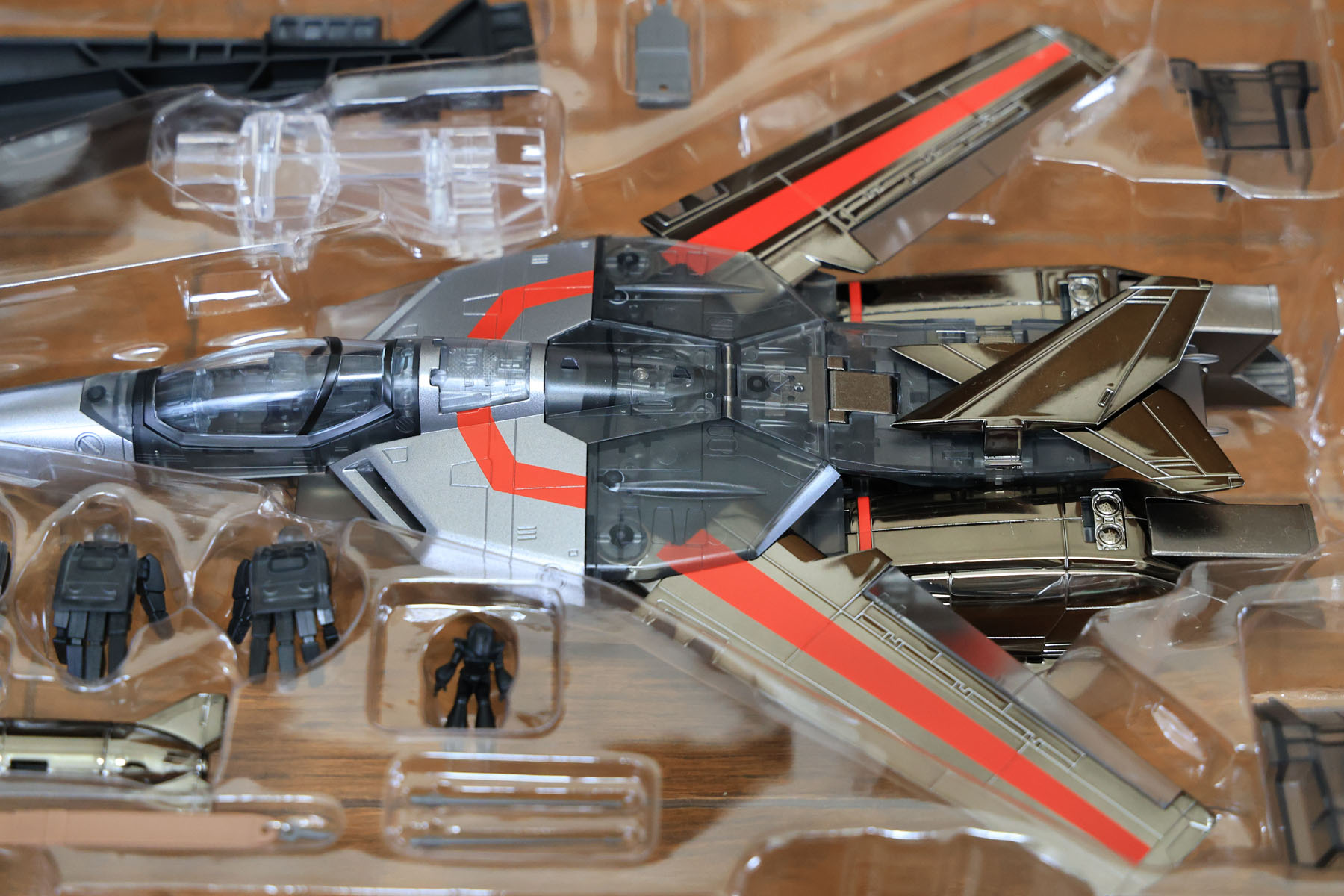 DX超合金 VF-1J バルキリー CHOGOKIN 50th Exclusive | クマデジタル