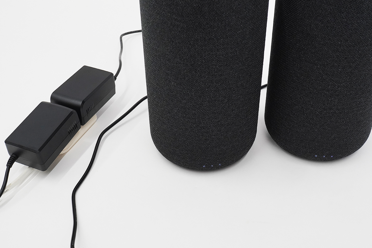 バッテリー内蔵型のワイヤレスリアスピーカー「SA-RS5」を導入。使い