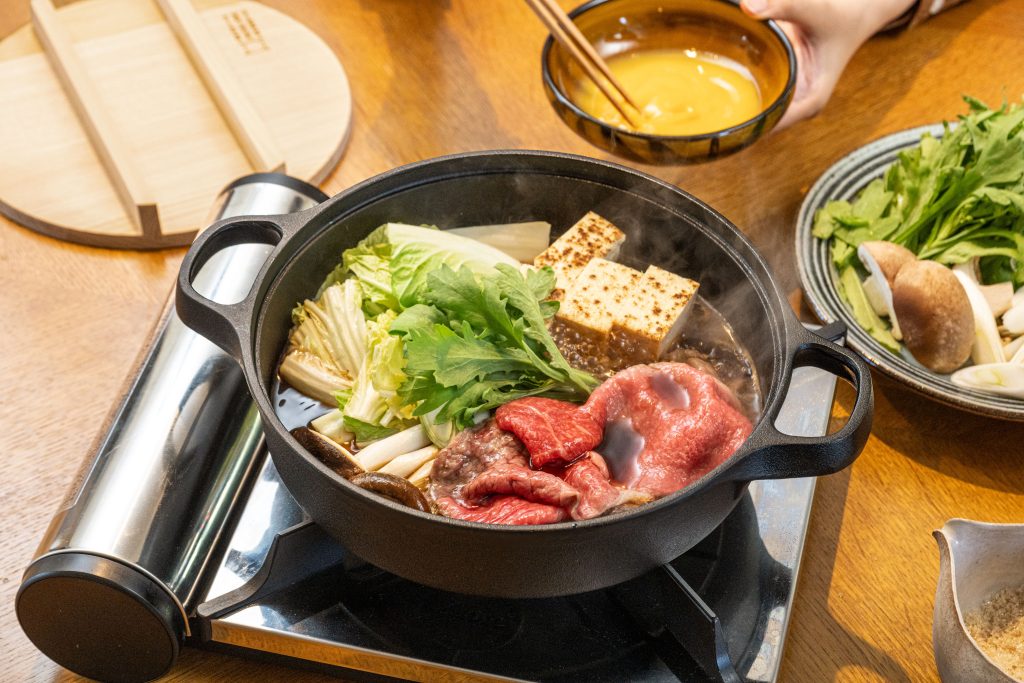 茅乃舎ノ道具から、料理がおいしく仕上がる“鉄鍋”が仲間入り【南部鉄器