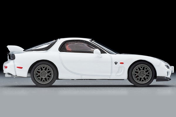 マツダ「RX-7 FD3S後期型」が大人向けトミカから登場。ホワイト