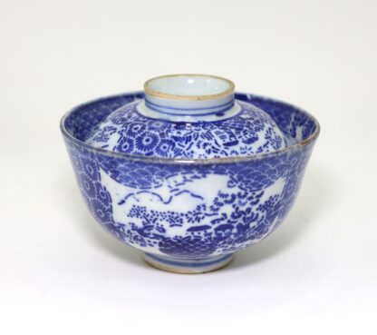 染付印判フタ付飯茶碗 明治 山水/Rice bowl with lid/Village/19c