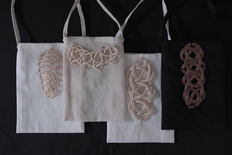 絶妙な編み上がり 「itashiori」の籠バッグやアクセサリー | 暮らしと