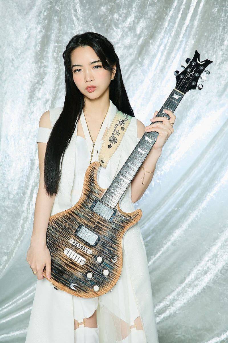 White Denim Strap LOVEBITES Miyako Model | 【クロサワ楽器店