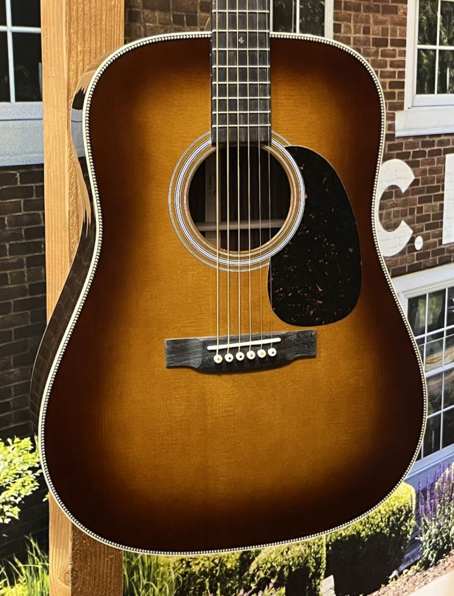 日本総本店】【アンバートーンフィニッシュ】HD-28Standard Ambertone