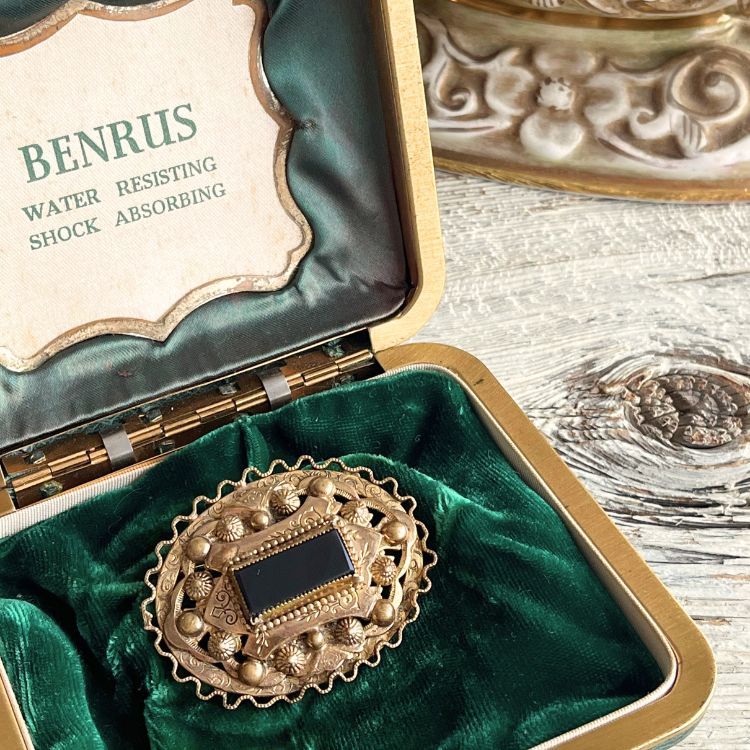 ブローチ – Lamp vintage