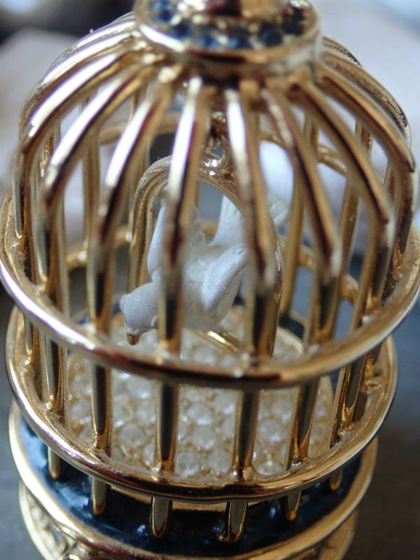 エスティローダークリスマス限定品】【練り香水ケース】【鳥籠型2007年