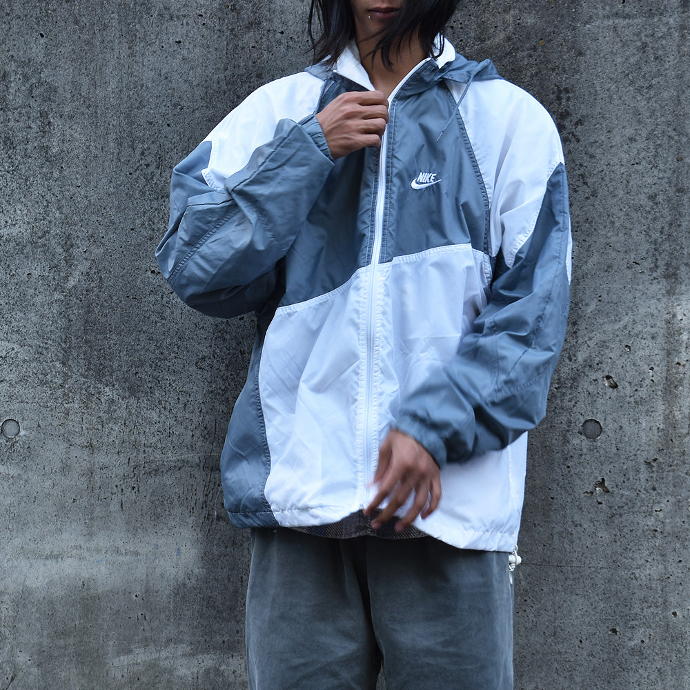 80's NIKE 銀タグ！ロゴ ナイロンジャケット 220930 – LABORATORY®