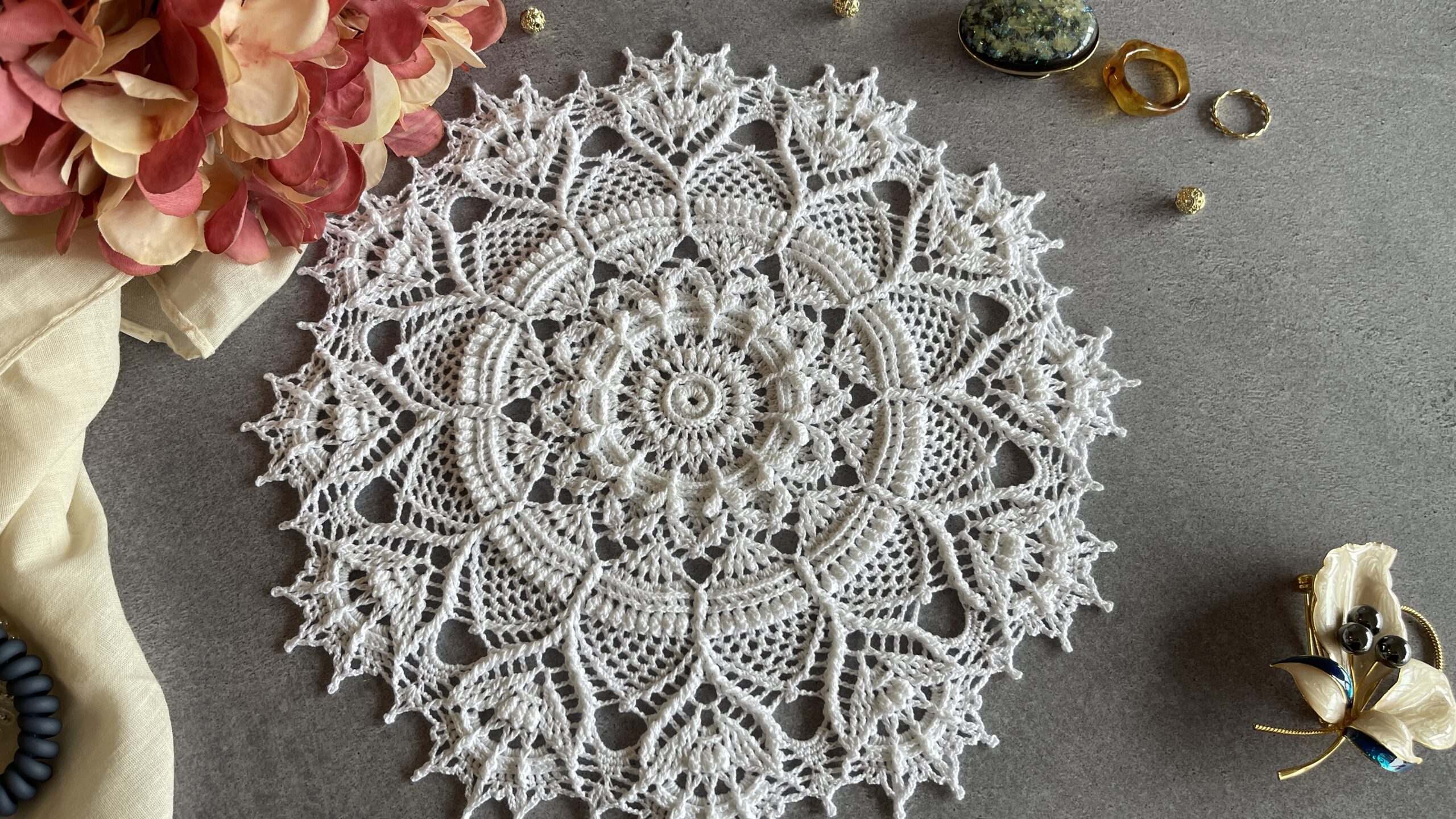 立体模様のドイリー#45 | LACE Design Lab.