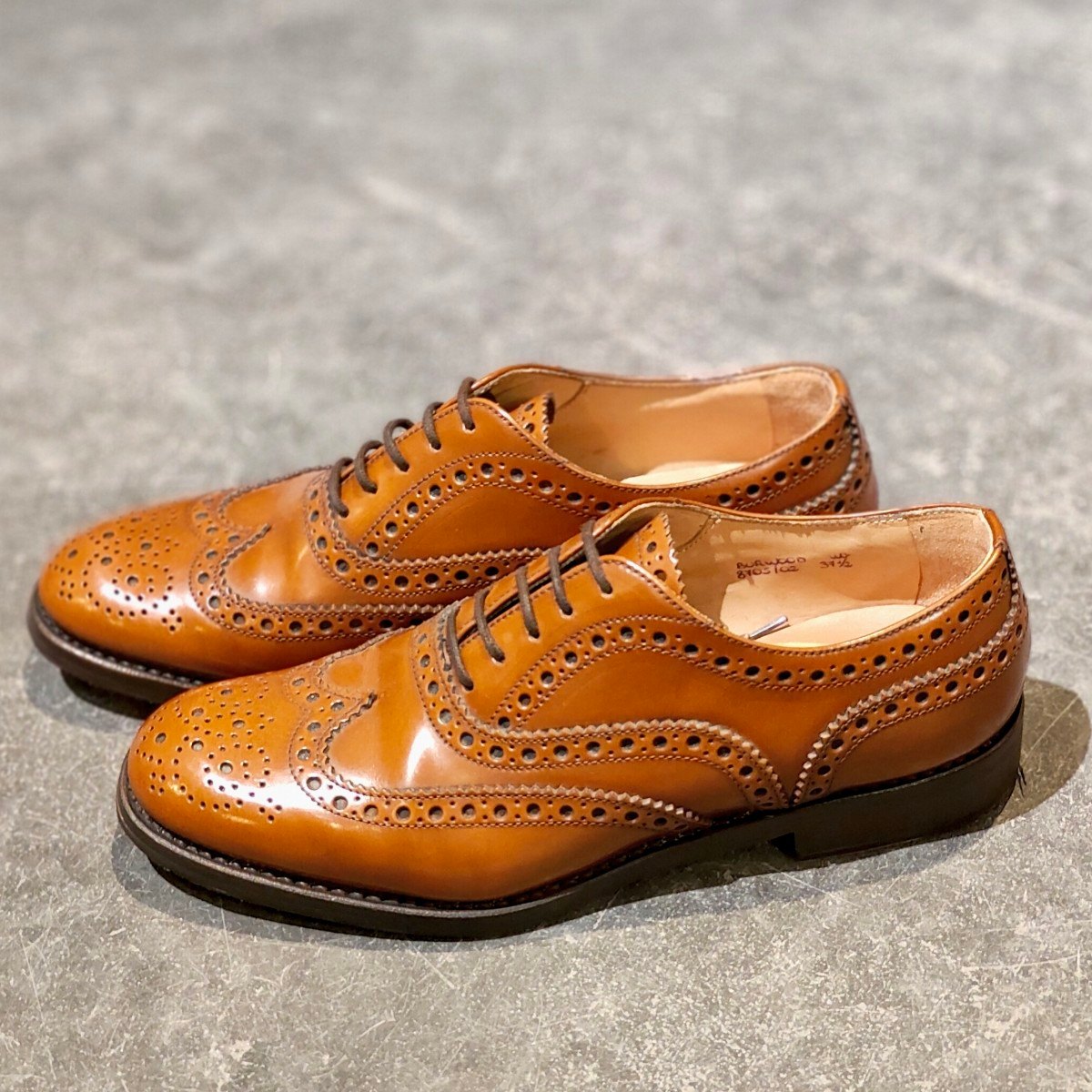 使用数回【Church's】チャーチ バーウッド ポリッシュドバインダー