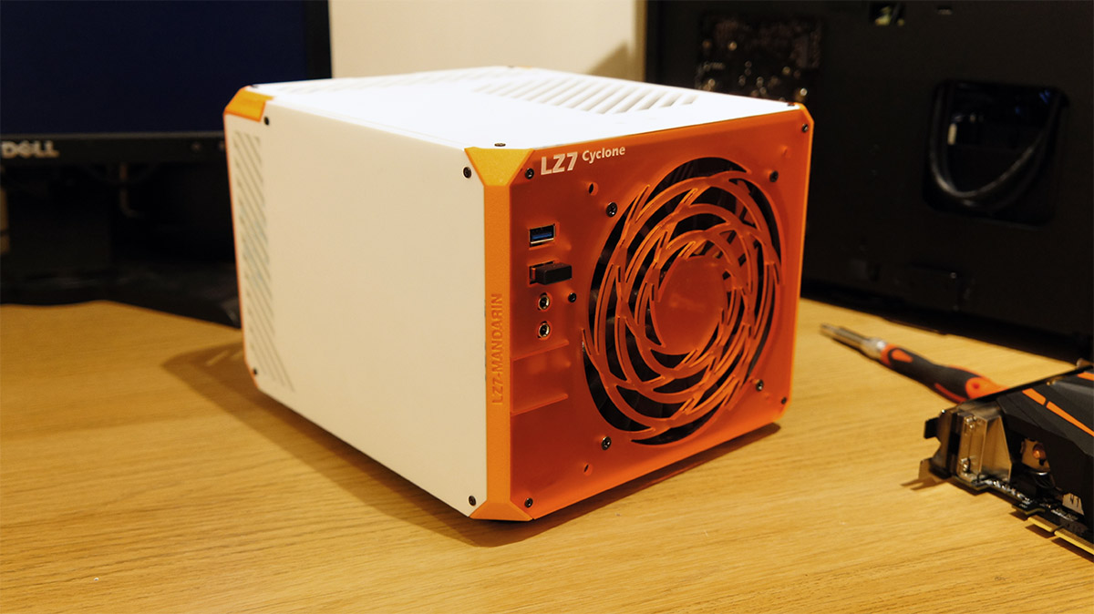 Lazer3D LZ7 i7-7700 Silent SFF Gaming Build