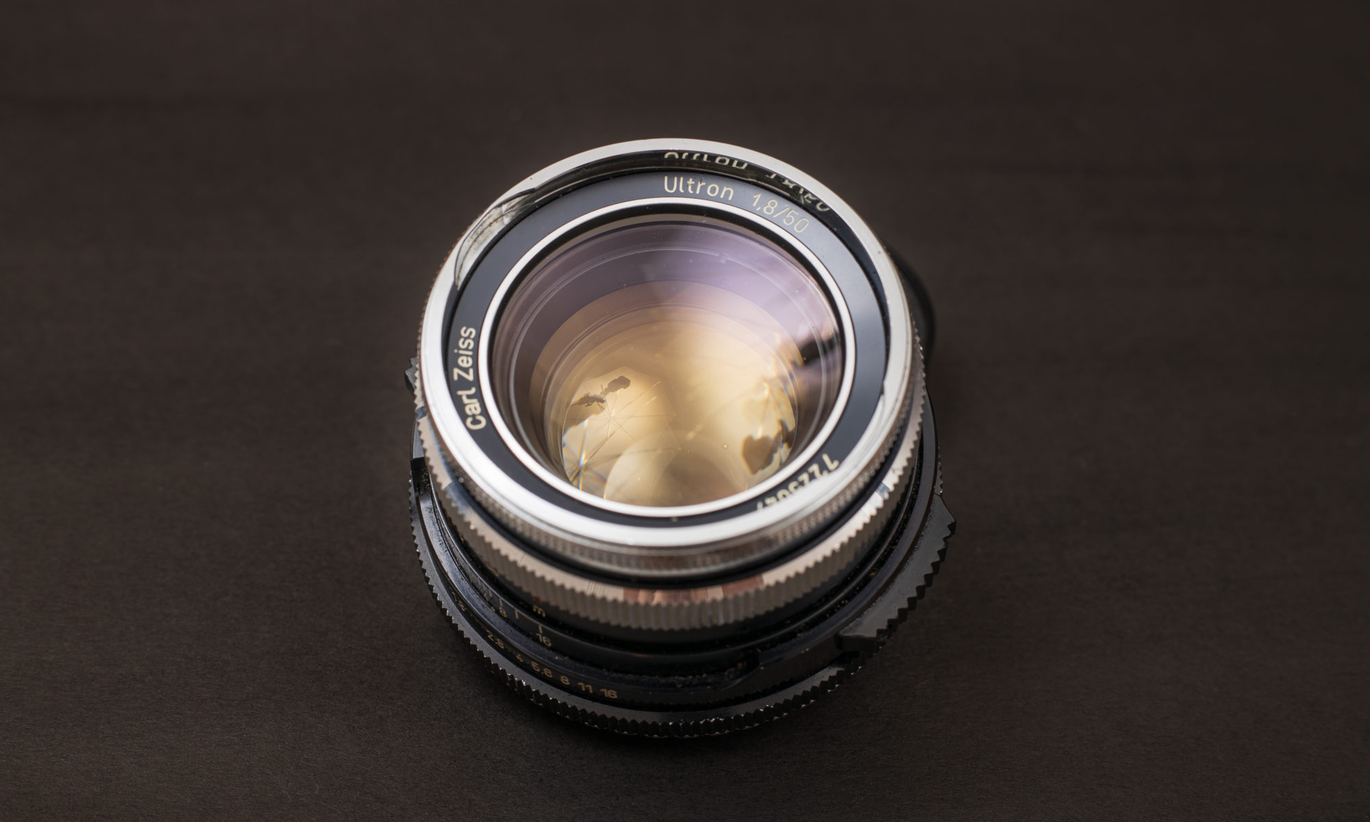 Carl Zeiss Ultron 50mm f1.8 Lens Review - Lens Legend