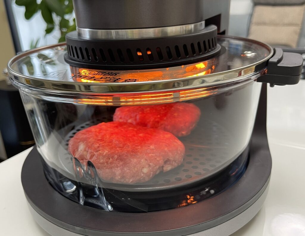 チーズインハンバーグが絶品！ 調理具合が見えるから楽しくて失敗なし