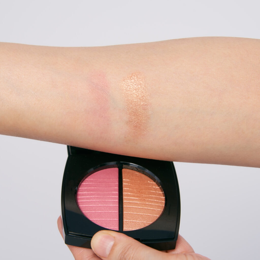 CHANELレベージュ ヘルシーゴールデングロウパウダー LES BEIGES