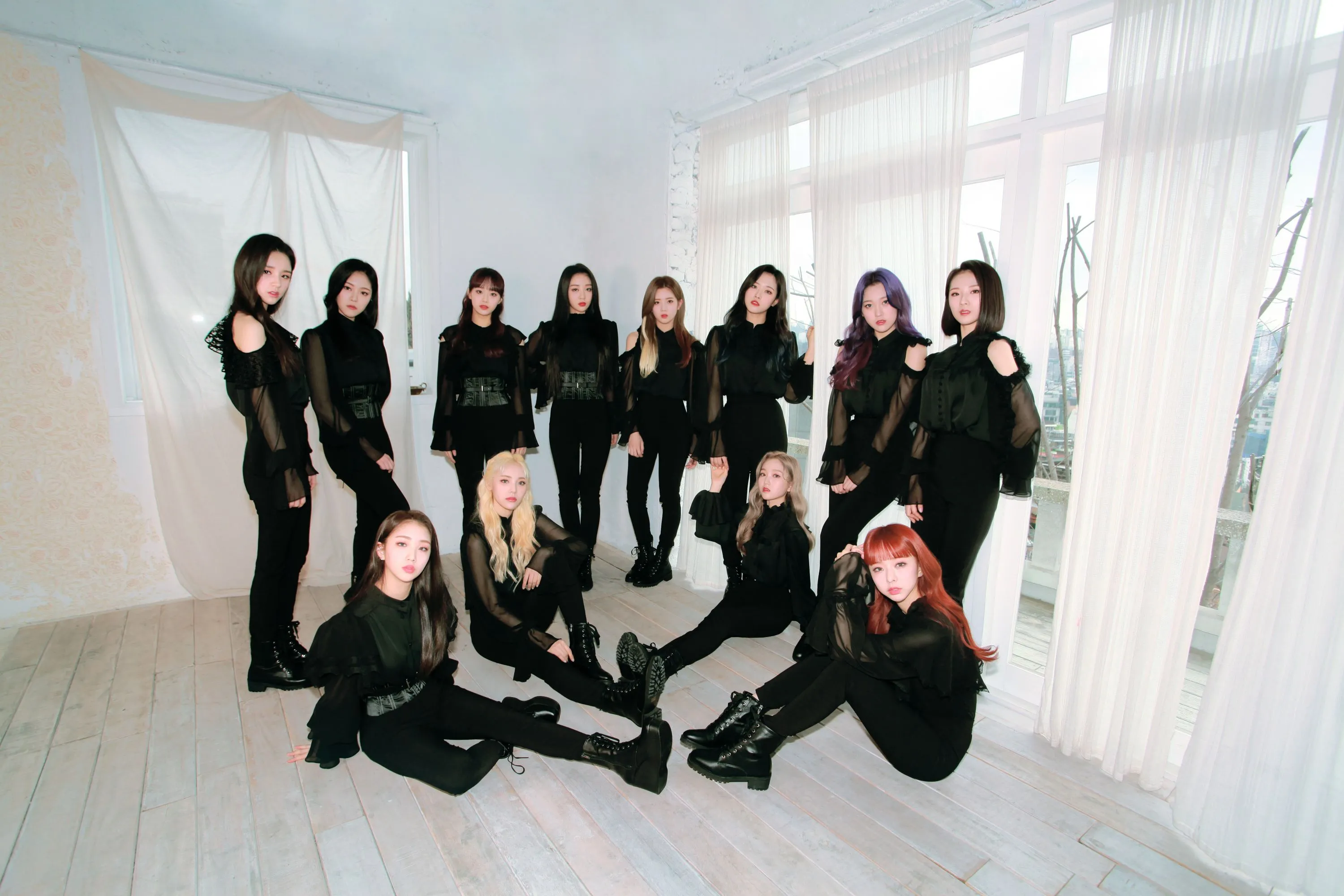 LOONA 