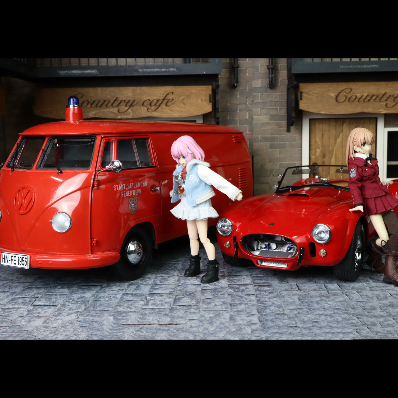 Sunstar 1956 VOLKSWAGEN FIRE ENGINE & 京商オリジナル 1/12