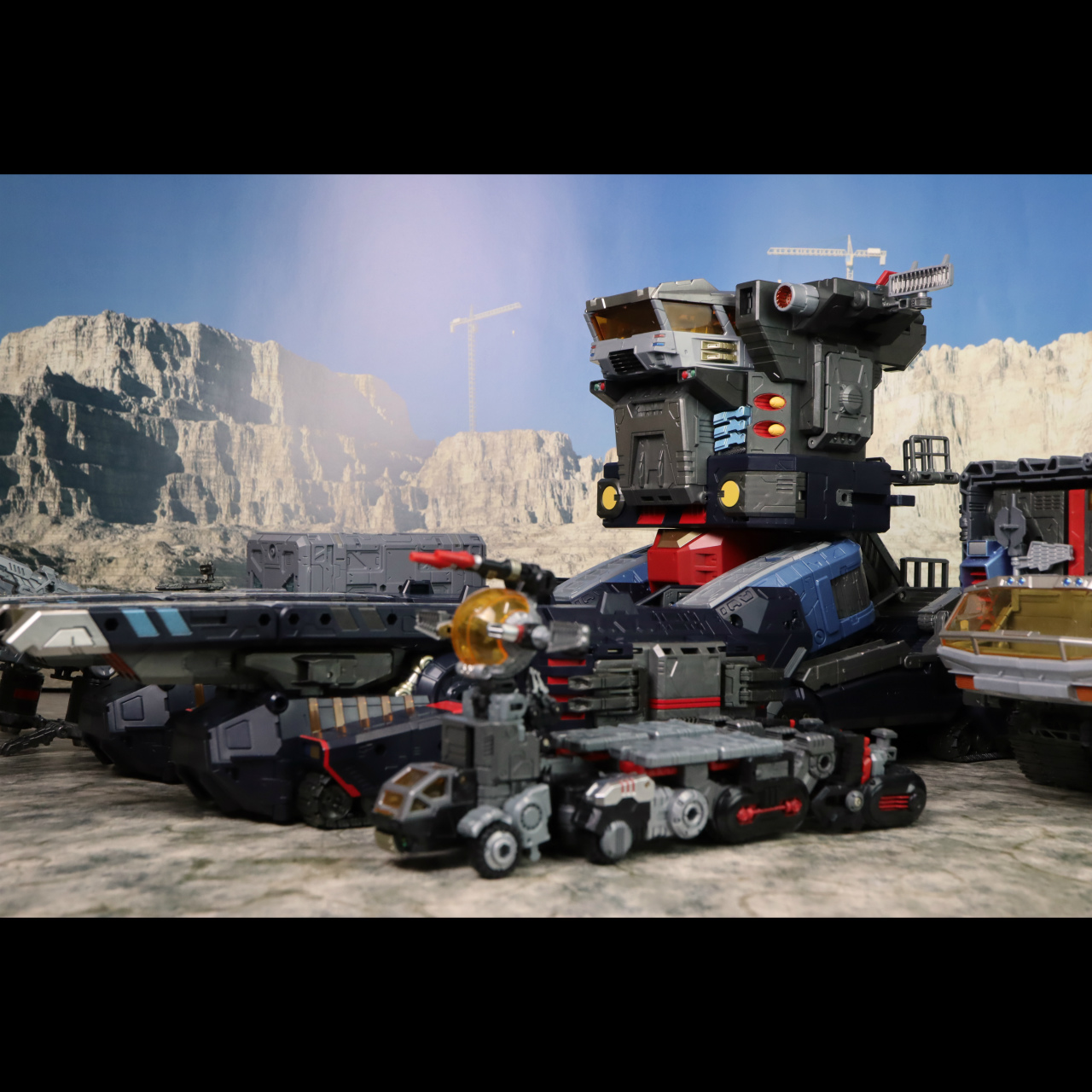 ダイアクロン DA-95 ロボットベース:陸上機動戦艦 ＜グランドダイオン