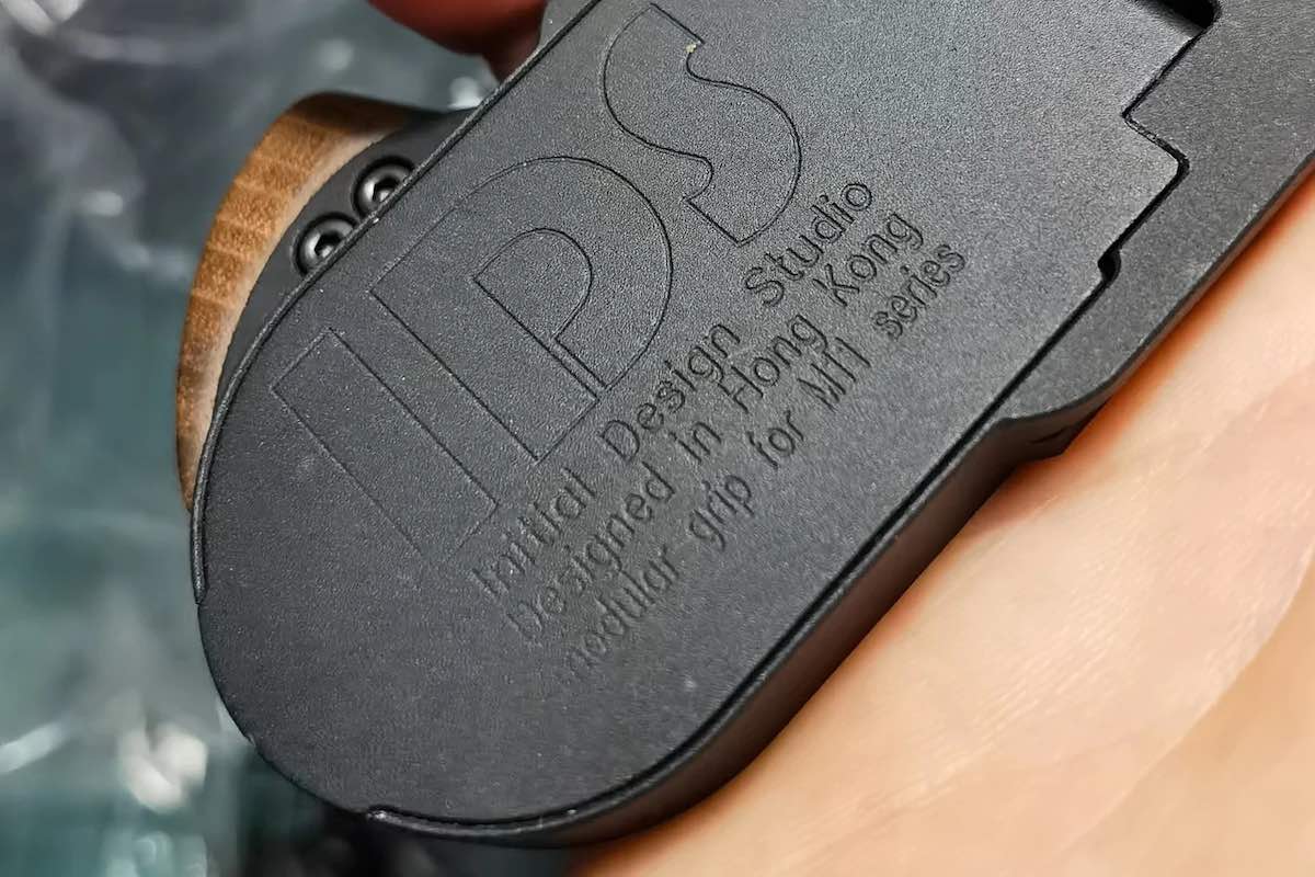 New: IDS modular grip for Leica M10 and M11 cameras - Leica Rumors