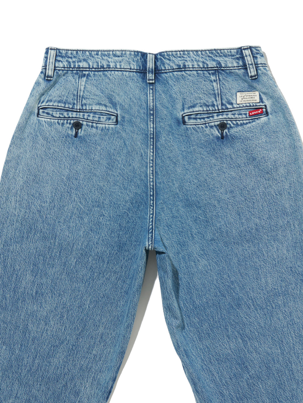 XX CHINO ルーズ ストレート プリーツ – リーバイス®公式オンラインストア