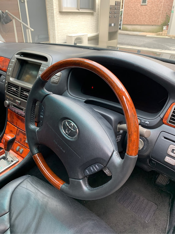 セルシオのセルシオ30後期・リペア・ウッドコンビハンドルに関する