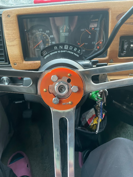 グラントウッドステアリング フルセット ステアリングホイール ムーン