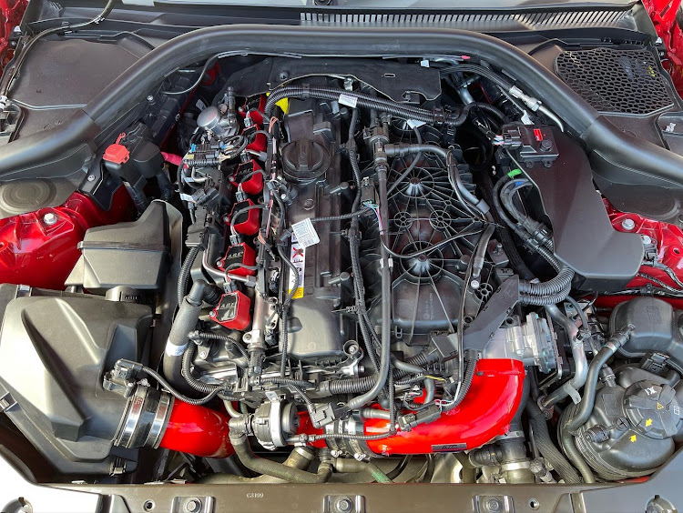 スープラのGRスープラ・90スープラ・チャージパイプ・インテークパイプ