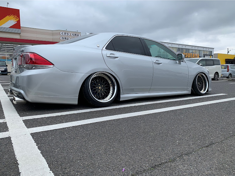 クラウンアスリートのWORK・VS-XV・18インチ・新作ホイール・深リム