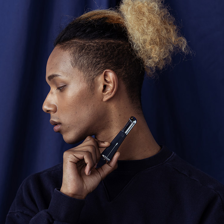 ポイントケア美顔器 EVH-FC03 | EVOOCH(エボーク)