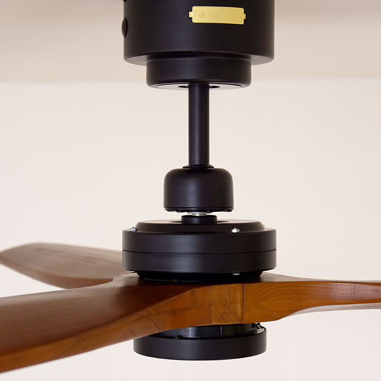 Modern Collection LED シーリングファン DCモーター REAL wood blades
