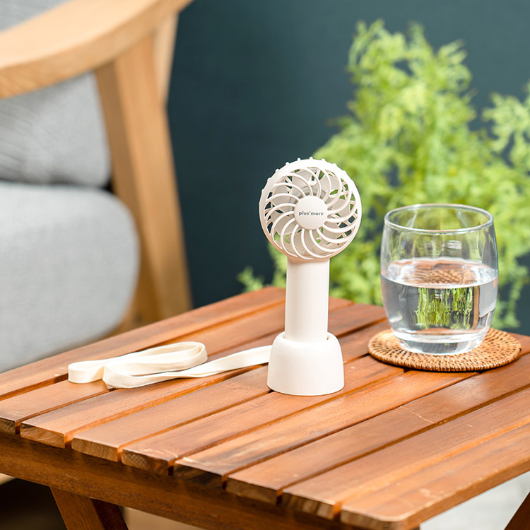 充電式ミニハンディファン スタンド＆ネックストラップ付 MO-F021