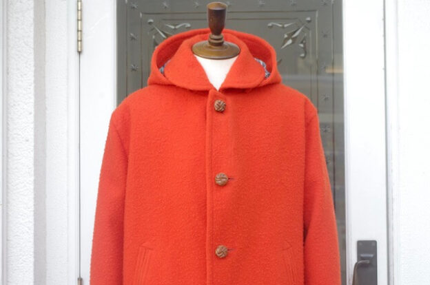 フード付きコートのオーダーメイド｜オレンジ色カセンティーノのメンズ