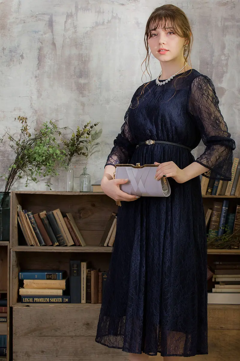 ネイビーの長袖総レースドレス | trattoria | S | 結婚式パーティーの